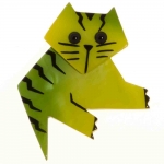 broche chat electro vert
