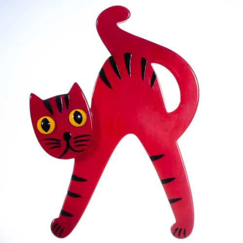 broche chat joyeux rouge