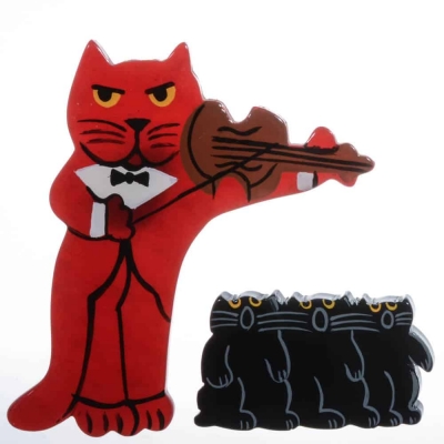 broche chat violoniste rouge