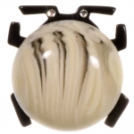 broche scarabee blanc