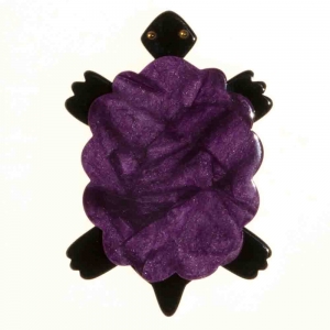 broche tortue violet