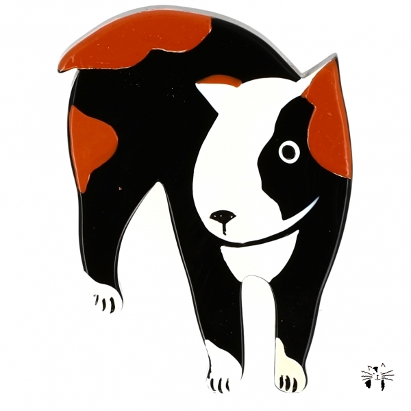 Chien Bull Terrier noir
